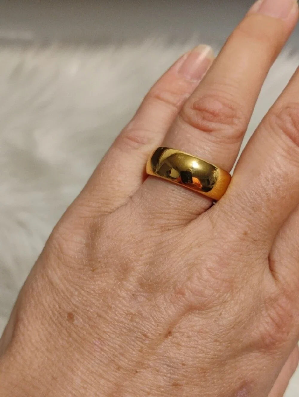 Tungsten Carbide High Polished Comfort Fit Gold Dome Band Ring Unisex